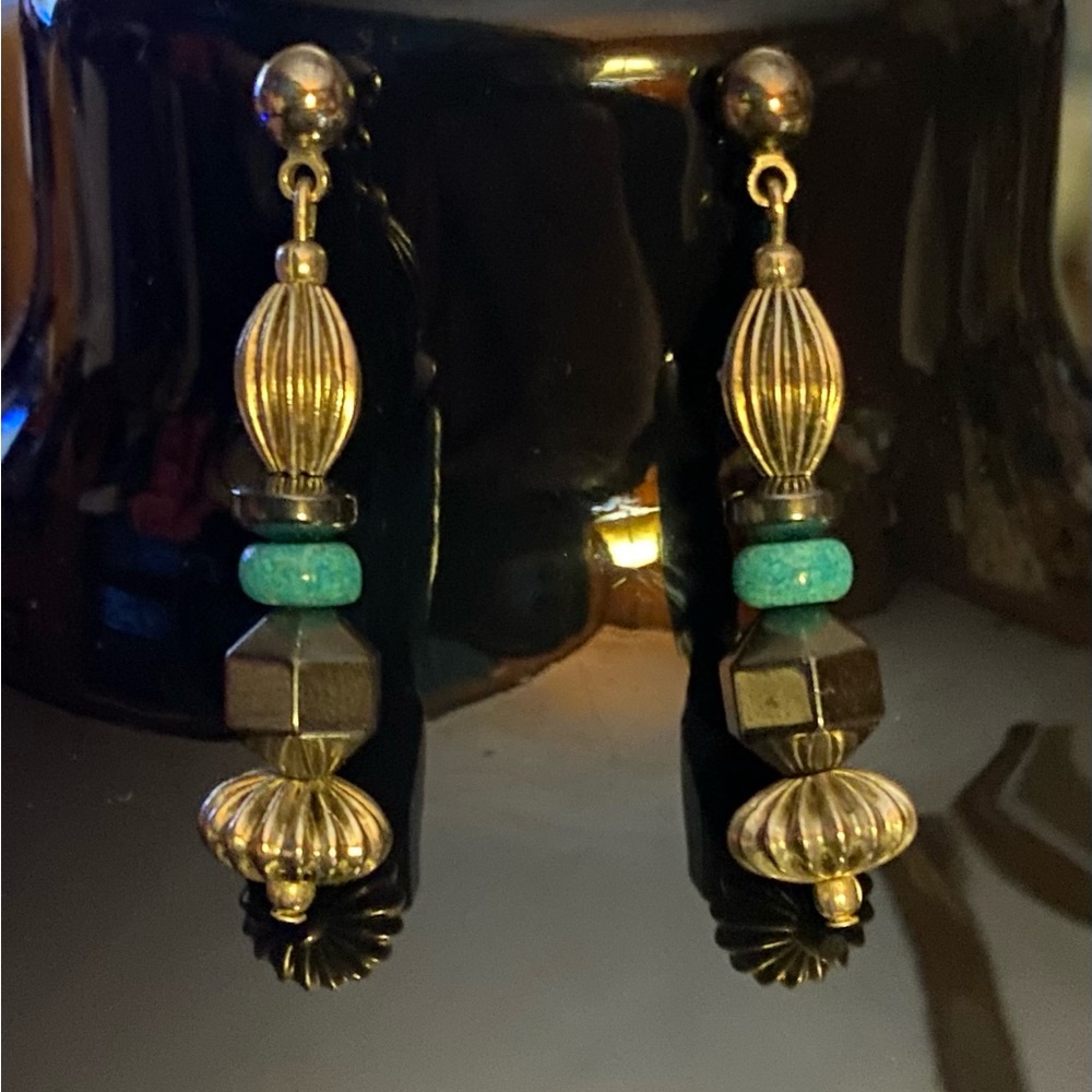 Dangle Earrings!!